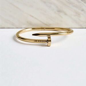 Gold Clover Nail Design Bangle Bracelet